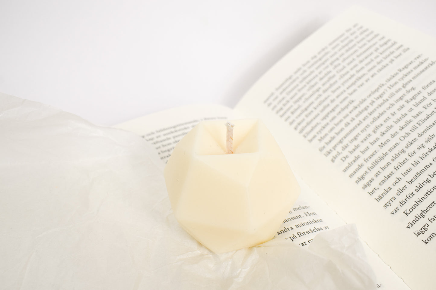 Geometric Candle Natural White