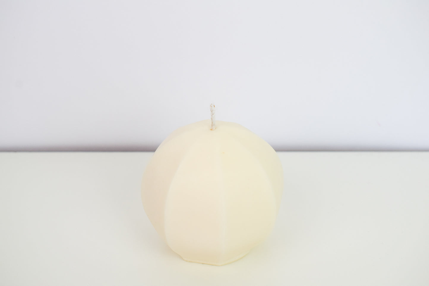 Shaped Candle Round